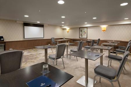 Hilton London Kensington - 33