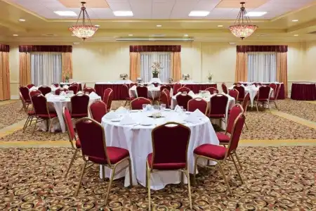 Holiday Inn & Suites Clearwater Beach by IHG - 30