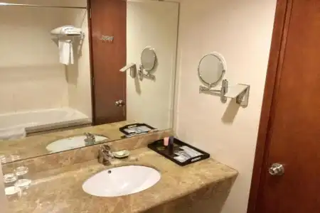 Muong Thanh Grand Ha Long - 9