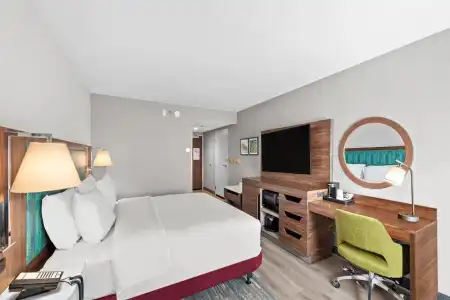 Hampton Inn by Hilton Los Angeles Airport - 24