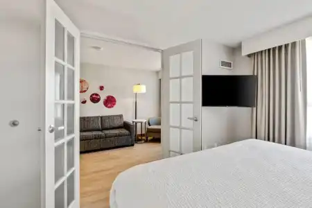 Holiday Inn & Suites Ottawa Kanata by IHG - 76
