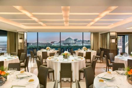 Renaissance Naples Mediterraneo - 17