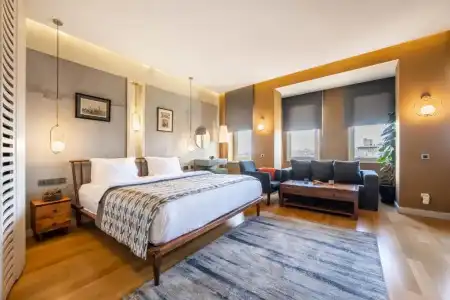 Ansen Suites - 201