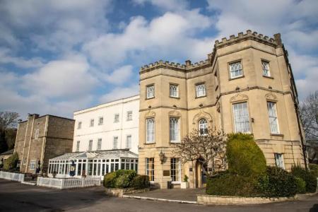 Arnos Manor - 28