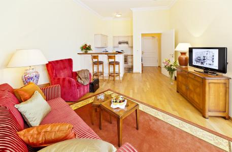 Louisa's Place - 5