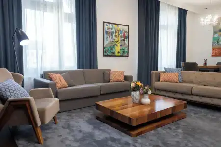 Luxury Style Apartments - 14