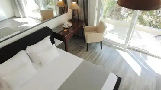 Refresh Boutique Apartments - 231