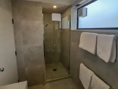 Distinction Coachman, Palmerston North - 86