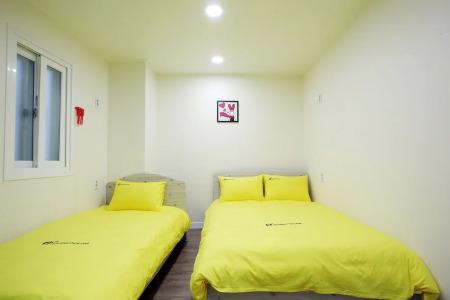 24 Guesthouse Myeongdong Avenue - 32