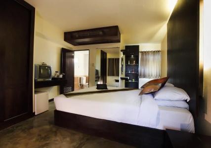 Tawan Court - 1