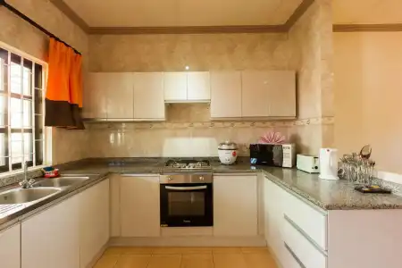 Chez Bea Luxury Villa - 21