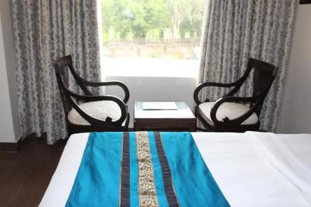 Atulyaa Taj - 83
