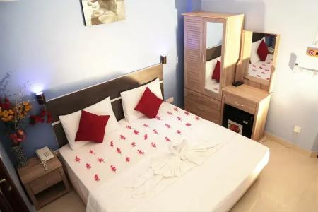 Elite Beach Inn - 27