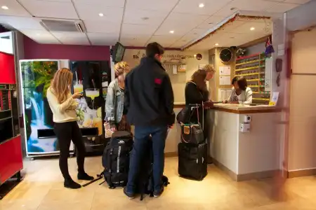 Auberge Internationale des Jeunes - Hostel - 14