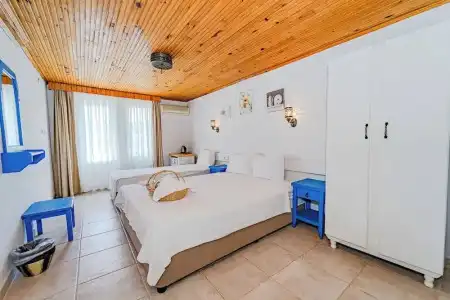 Golden Lighthouse - 43