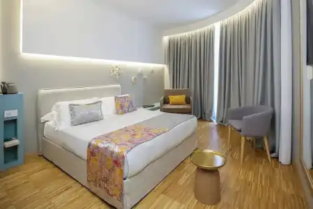 Vlora Priam, Affiliated by Melia - 5
