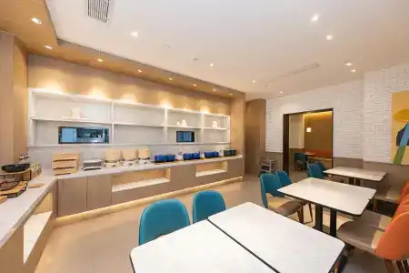 Hanting Shanghai Xujiahui Wanping South Road - 12