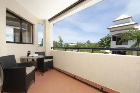 Regal - 100