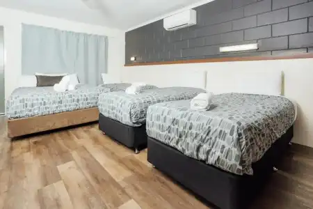 Billabong Lodge Motel - 33