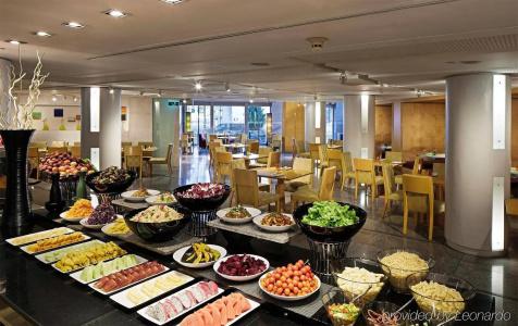 Holiday Inn BANGKOK by IHG - 13