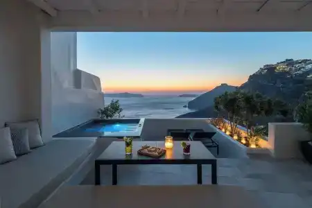 Porto Fira Suites - 185