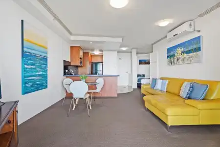 Crystal Bay on the Broadwater - 334