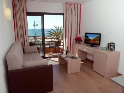 Almirall Apartaments - 59