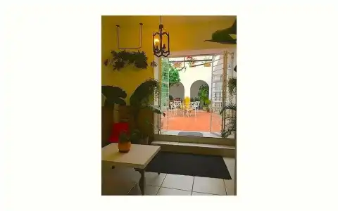 Casa Canario Hostel - 1