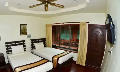 Lanta Harmony Guesthouse - 1