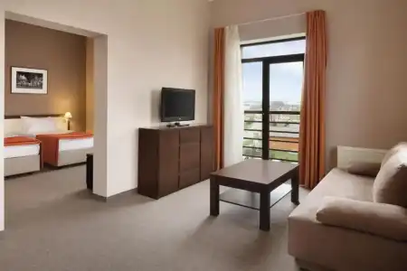 Ramada by Wyndham Lviv - 39