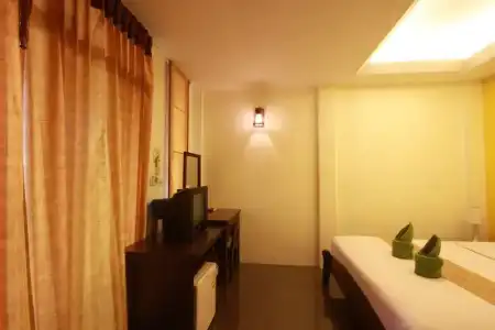 Tharathip Resort - 112