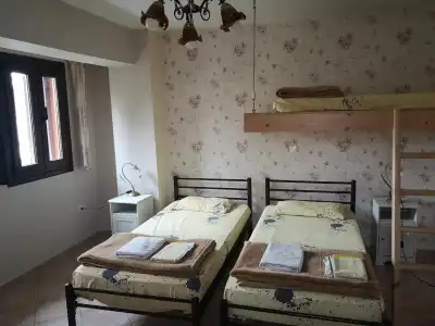 Arabas — Hostel - 32