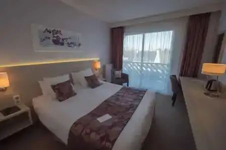 Best Western Le Roof - 156