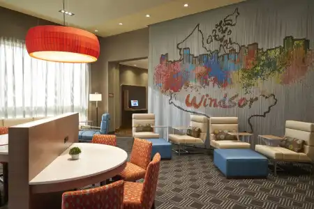 TownePlace Suites by Marriott Windsor - 13