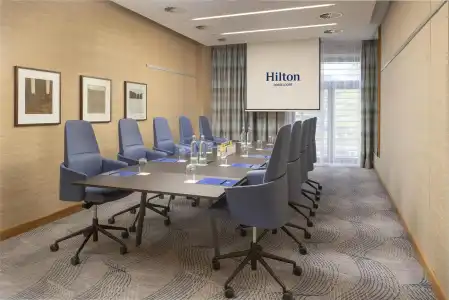 Hilton Dusseldorf - 45