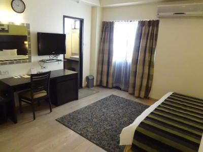 Chateau Windsor - Marine Drive - 19