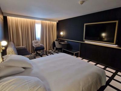 Mercure Orléans Centre - 174