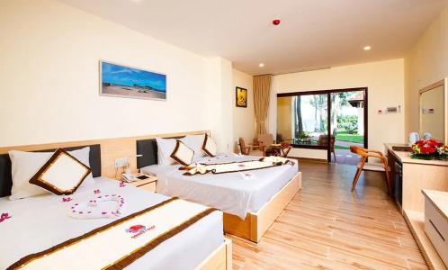 Golden Coast Resort and Spa - 50