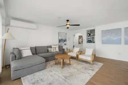 Baronnet Apartments - 170