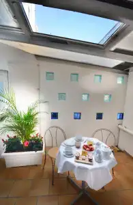 ATH Hôtel Athénée - 9