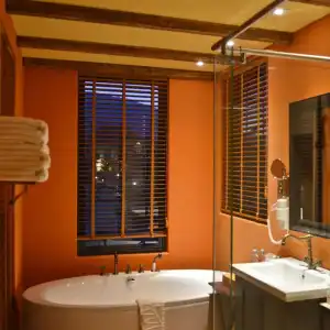 Town Square Suites by Toscana Valley - 25