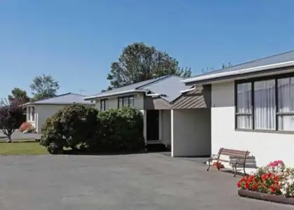 Econo Lodge Canterbury Court - 0