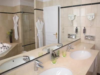 Chapeau Rouge PAR William Frachot - Hôtel Espace Bien-être & Restaurant étoilé - 56