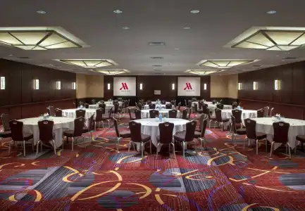 New York Marriott Marquis - 21