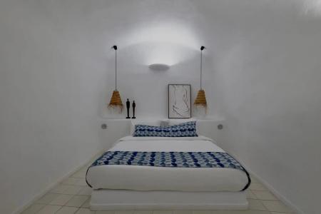 Luna Santorini Suites - 73