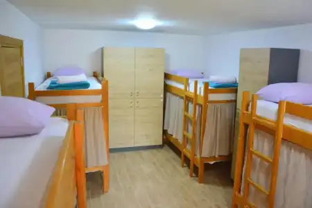 Montenegro Backpackers Home Budva - 37