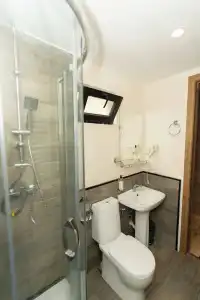 Kazbegi Cottages - 11