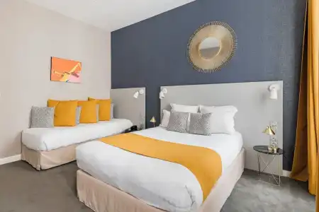 Globe et Cecil Hôtel - 100