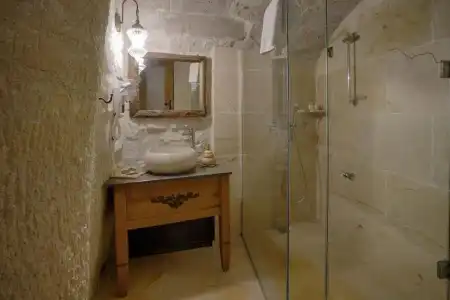 Hera Cave Suites - 87