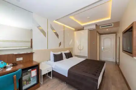 The Byzantium Suites & Spa - 73